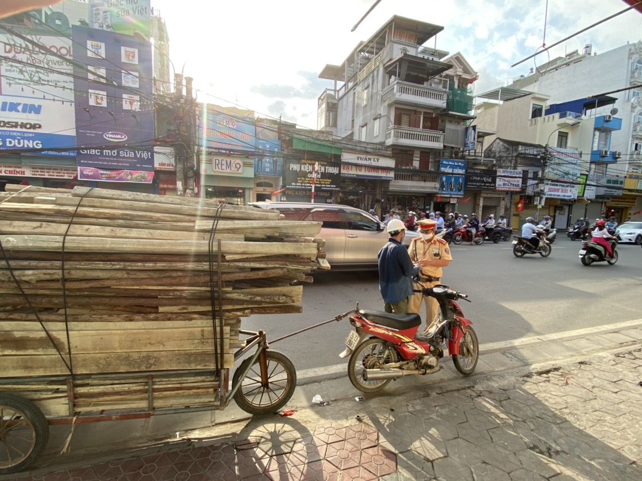 Phát hiện, xử lý 59 trường hợp vi phạm lỗi vi phạm nồng độ cồn